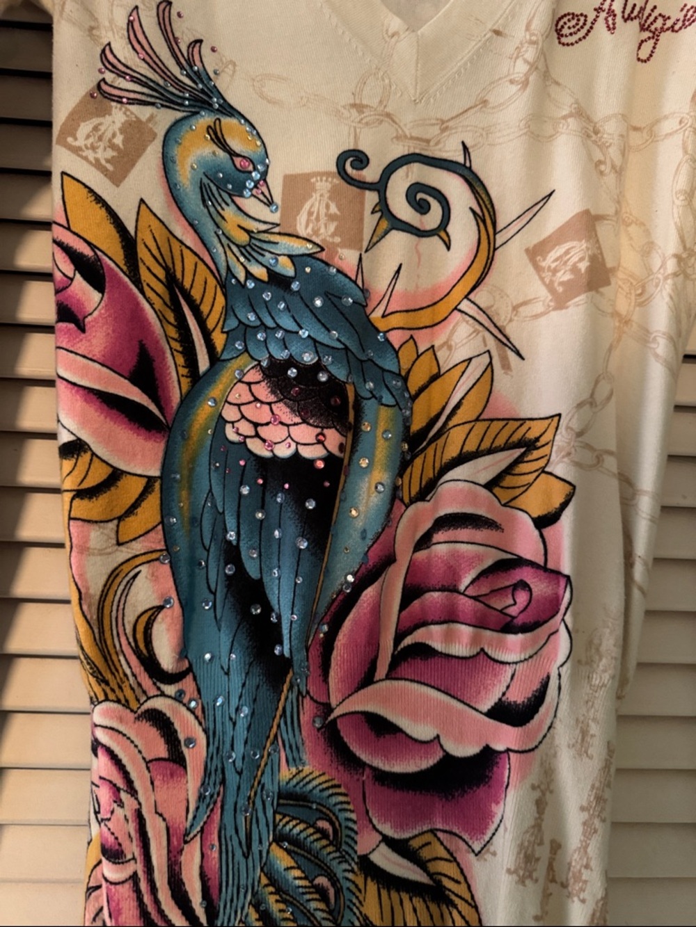 Christian Audigier Cream V-Neck Long Sleeve Top with Blue Peacock & Pink Roses - Picture 4 of 10